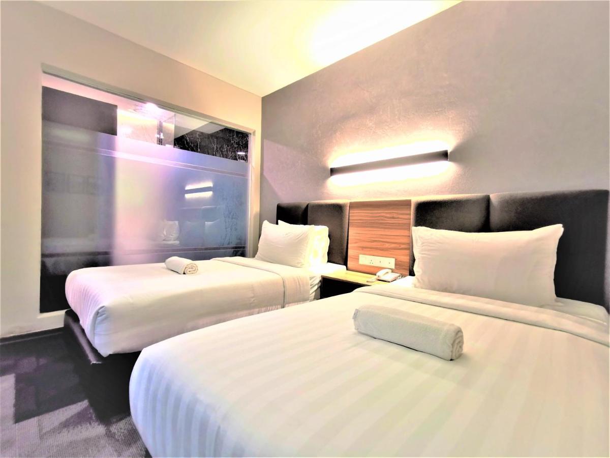 Prestigo Hotel - Johor Bharu Джохор-Бару Экстерьер фото