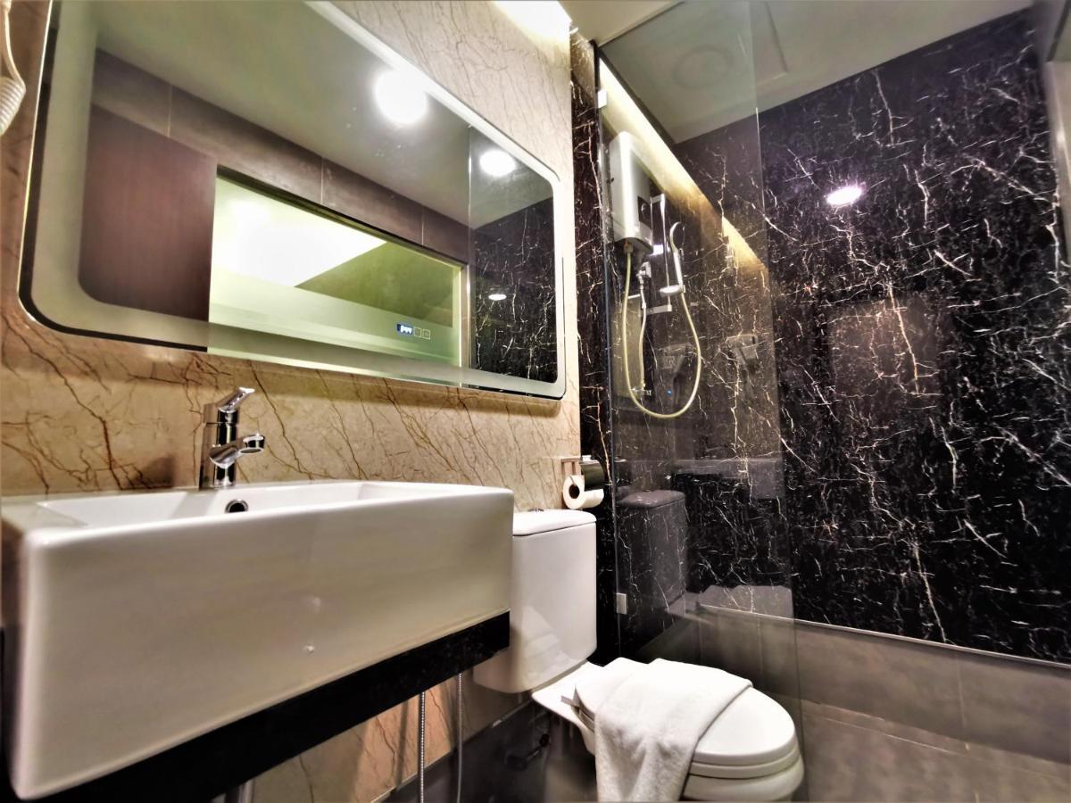 Prestigo Hotel - Johor Bharu Джохор-Бару Экстерьер фото