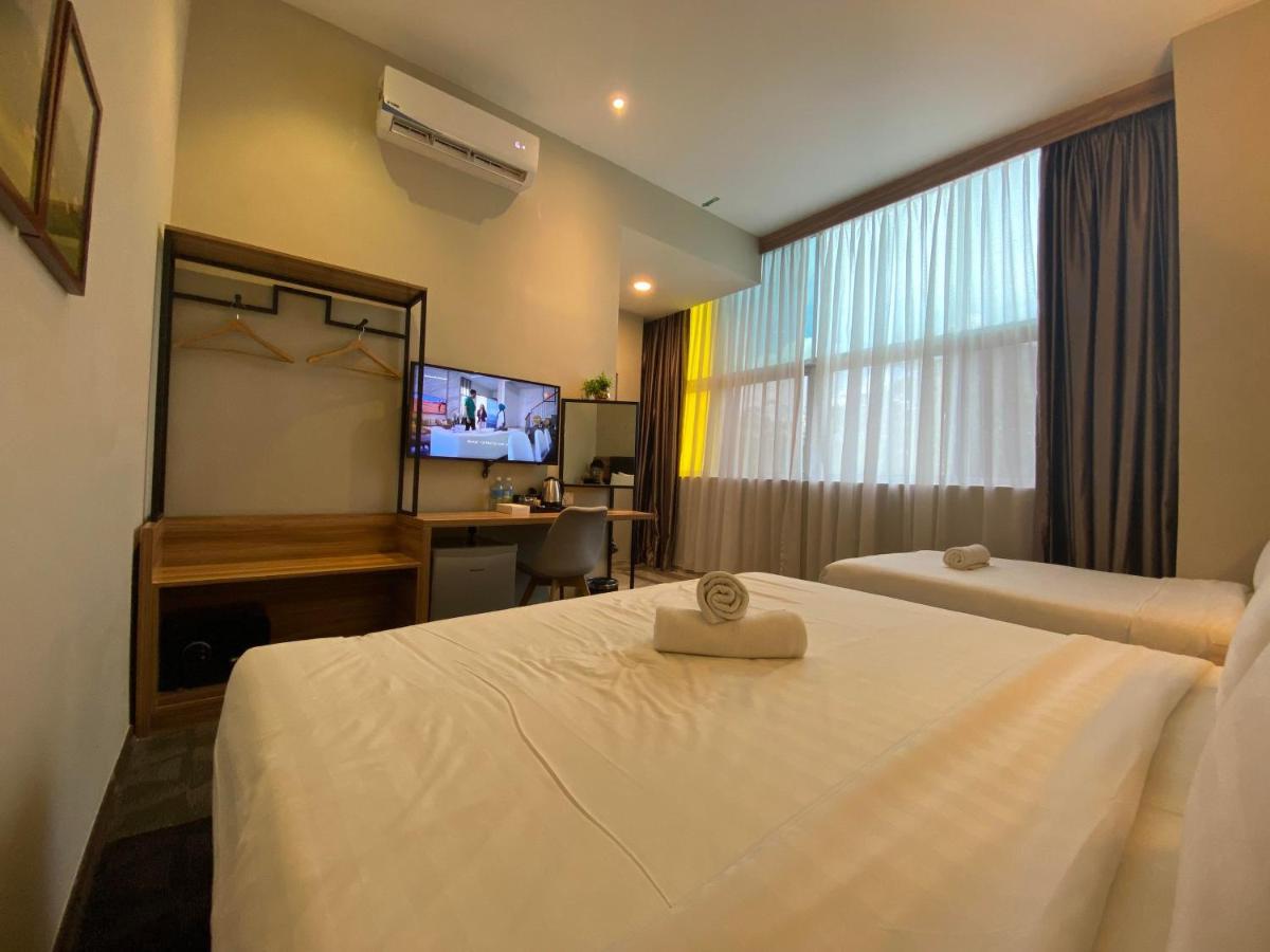 Prestigo Hotel - Johor Bharu Джохор-Бару Экстерьер фото